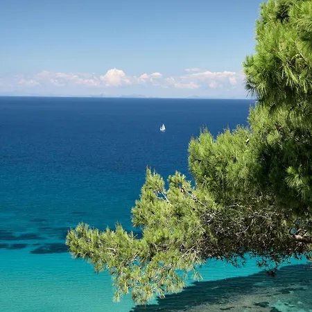 Vila Iconic Ionian Mudita Villa, By Thinkvilla *