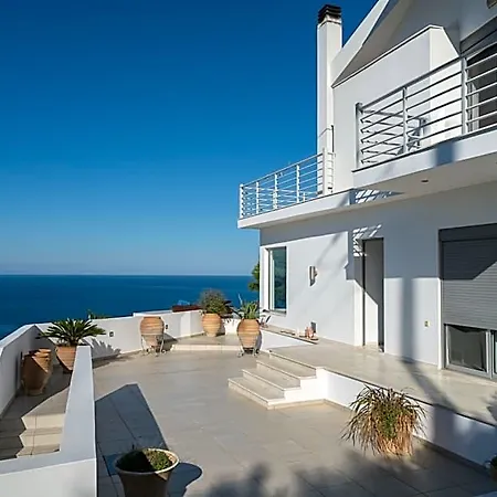 Βίλα Iconic Ionian Mudita Villa, By Thinkvilla Αργάσι