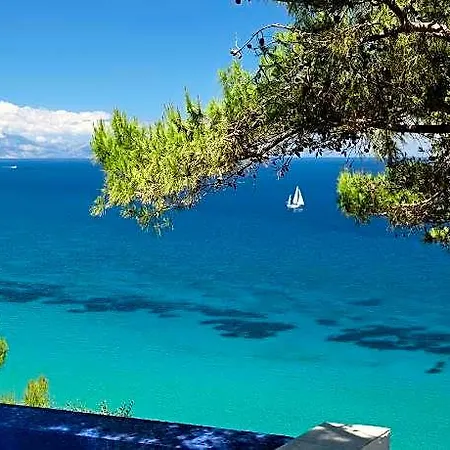 Iconic Ionian Mudita Villa, By Thinkvilla Βίλα Αργάσι