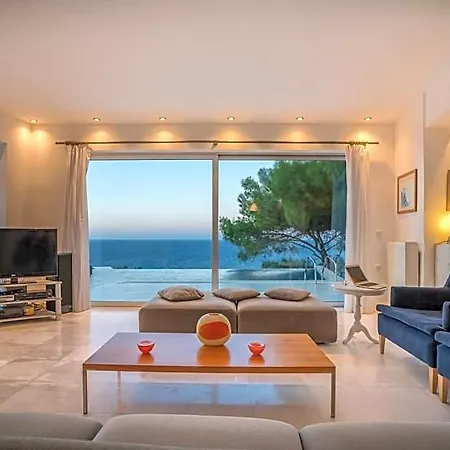 Vilă Iconic Ionian Mudita Villa, By Thinkvilla
