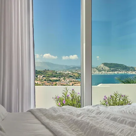 Vila Iconic Ionian Mudita Villa, By Thinkvilla