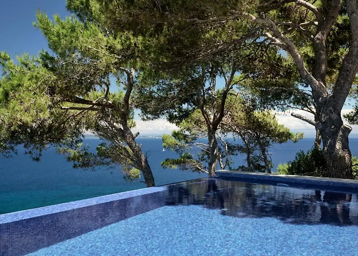 Iconic Ionian Mudita Villa, By Thinkvilla Вилла