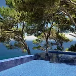 Iconic Ionian Mudita Villa, By Thinkvilla וילה